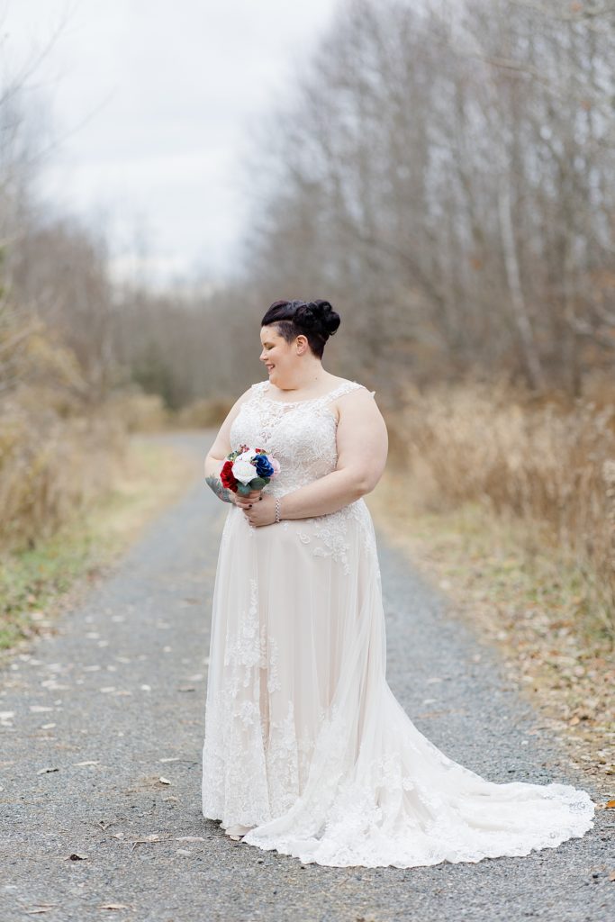 bridal portrait at temples sugar bush wedding photographed by Brittany Navin Photography