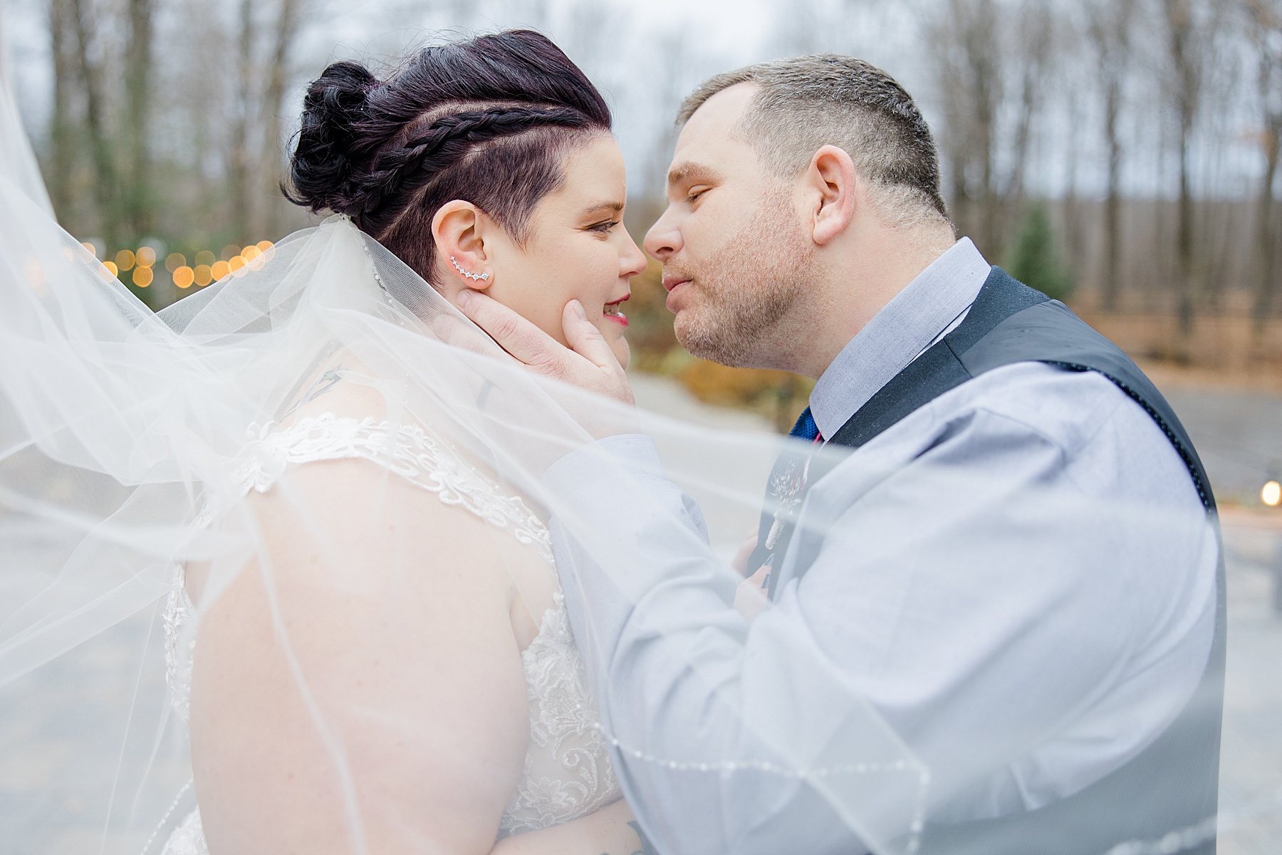 bride and groom portraits at temples sugar bush wedding photographed by Brittany Navin Photography