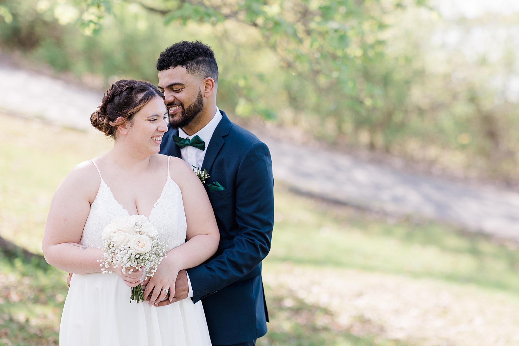 bride and groom portraits at barnett park for spring cumberland belle wedding photographed by Brittany Navin Photography
