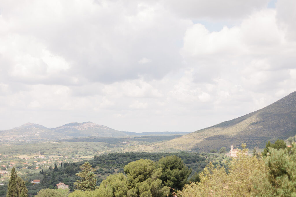 Italy countryside in Tivoli, Rome photographed by Destination Wedding Photographer Brittany Navin Photography